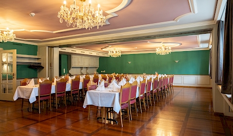 Romandie Saal in der Krone Aarberg